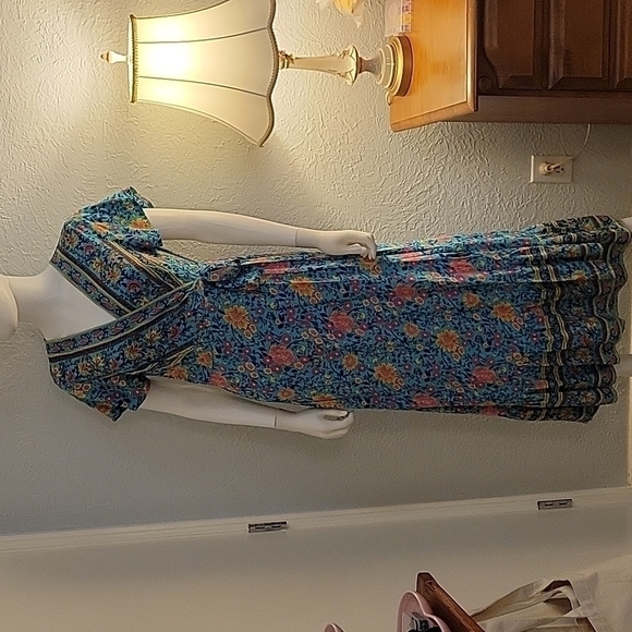 Zesica 1990s Turquoise Surplice Floral Wrap Maxi Prairie Dress - Picture 3 of 13